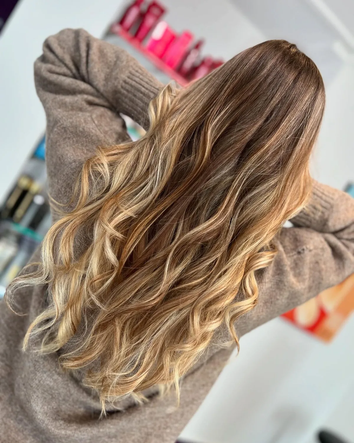 Hand-painted balayage with beachy waves