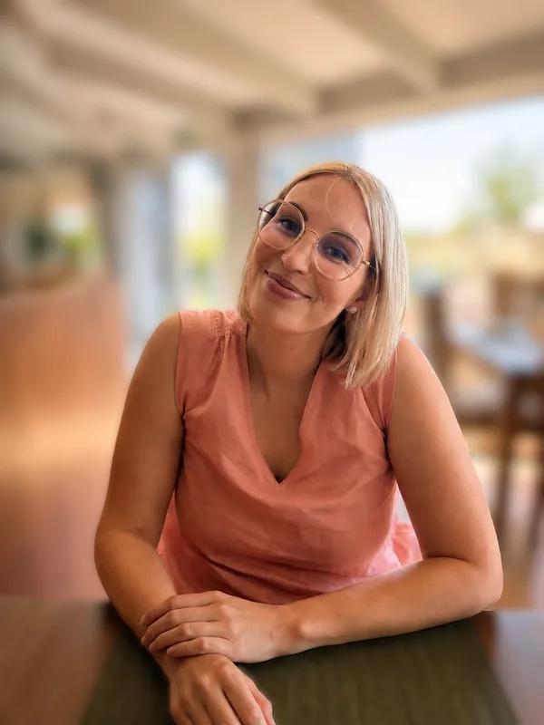 Elani — Senior Hairstylist